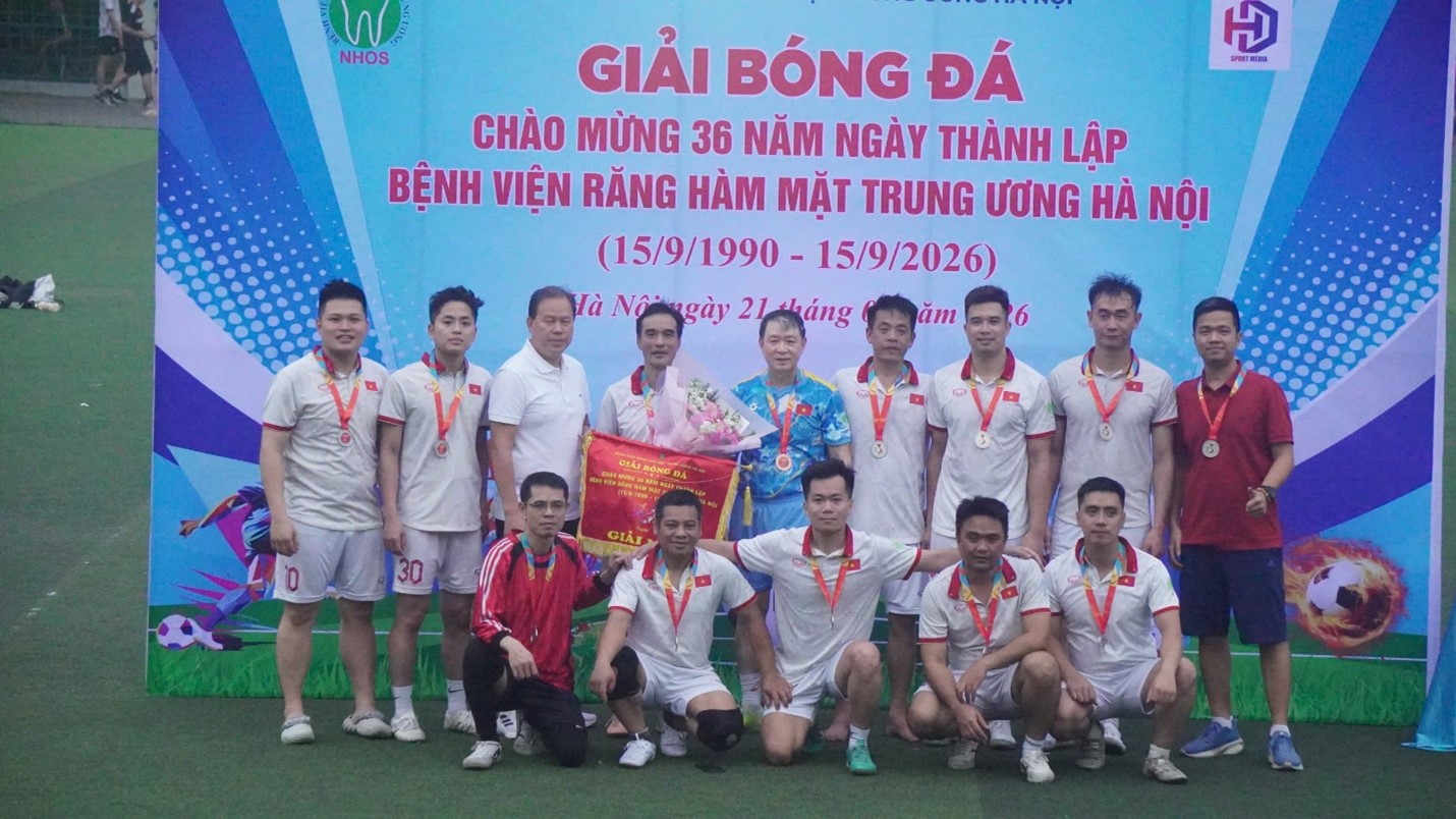 BTC trao gải á quân cho FC Khối Hành chính